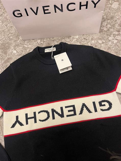 givenchy sveter